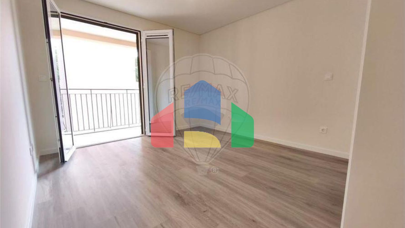 Residential - Condo/Apartment - T2 - Funchal (Se), Funchal - PT