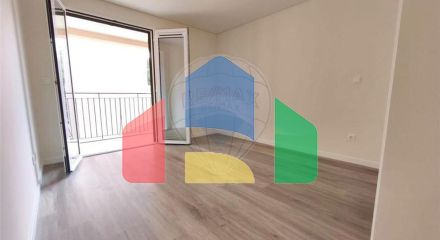 Residential - Condo/Apartment - T2 - Funchal (Se), Funchal - PT