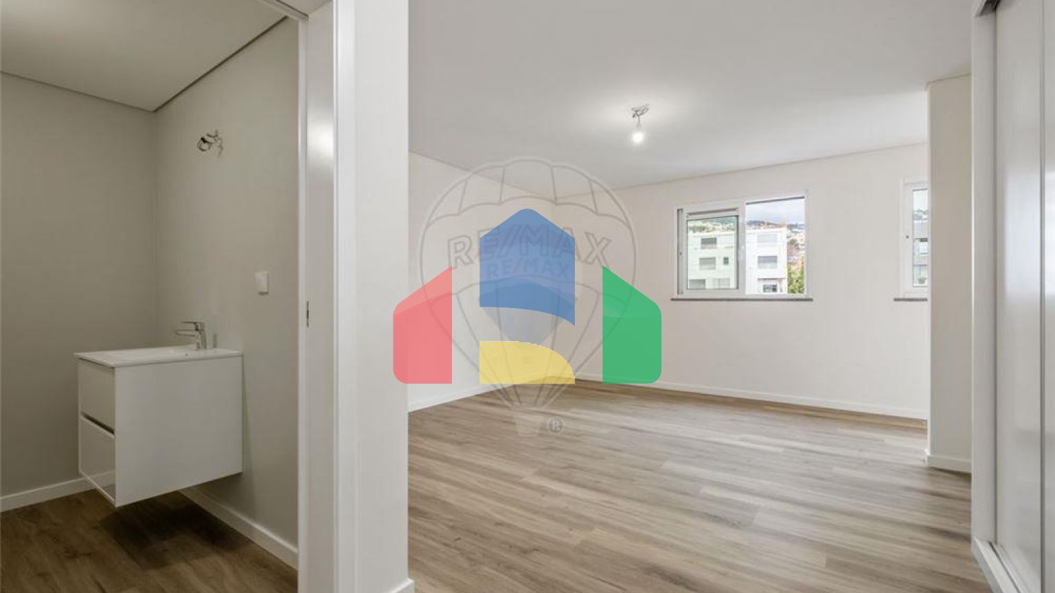 Residential - Condo/Apartment - T3 - Funchal (Se), Funchal - PT