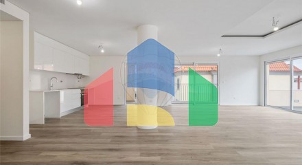 Residential - Condo/Apartment - T3 - Funchal (Se), Funchal - PT