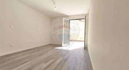 Residential - Condo/Apartment - T2 - Funchal (Se), Funchal - PT