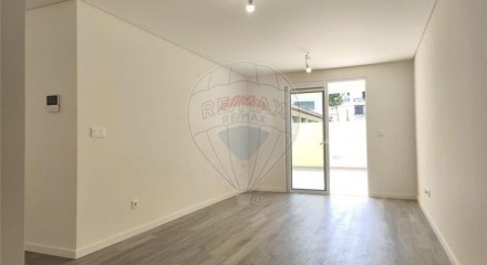 Residential - Condo/Apartment - T2 - Funchal (Se), Funchal - PT