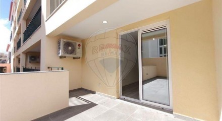 Residential - Condo/Apartment - T2 - Funchal (Se), Funchal - PT
