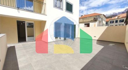 Residential - Condo/Apartment - T2 - Funchal (Se), Funchal - PT