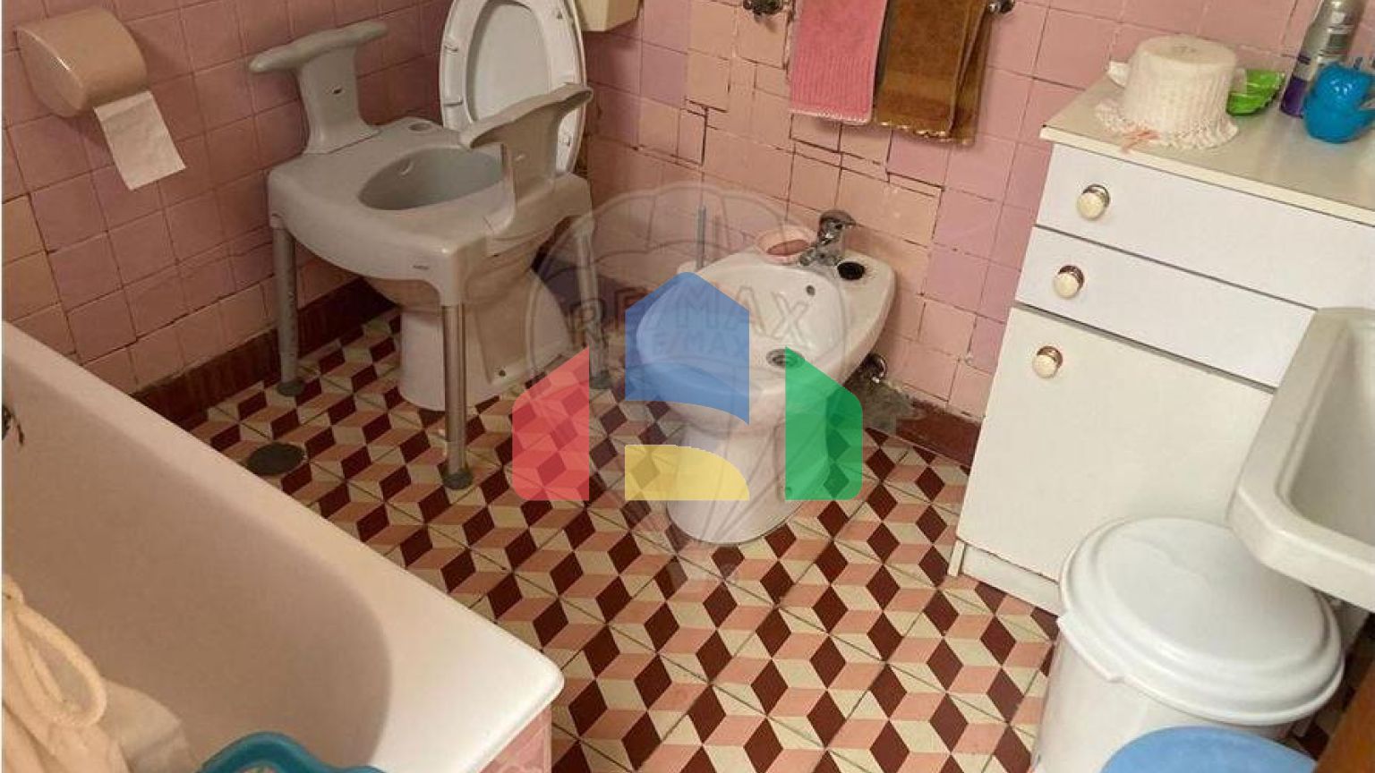 Residential - Single Family Home - T2 - Glória e Vera Cruz, Aveiro - PT