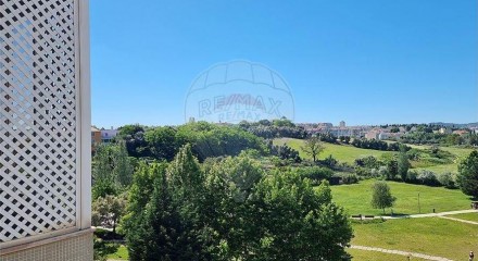 Residential - Condo/Apartment - T3 - Benfica, Lisbon - PT