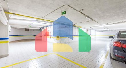 Residential - Condo/Apartment - T3 - Benfica, Lisbon - PT