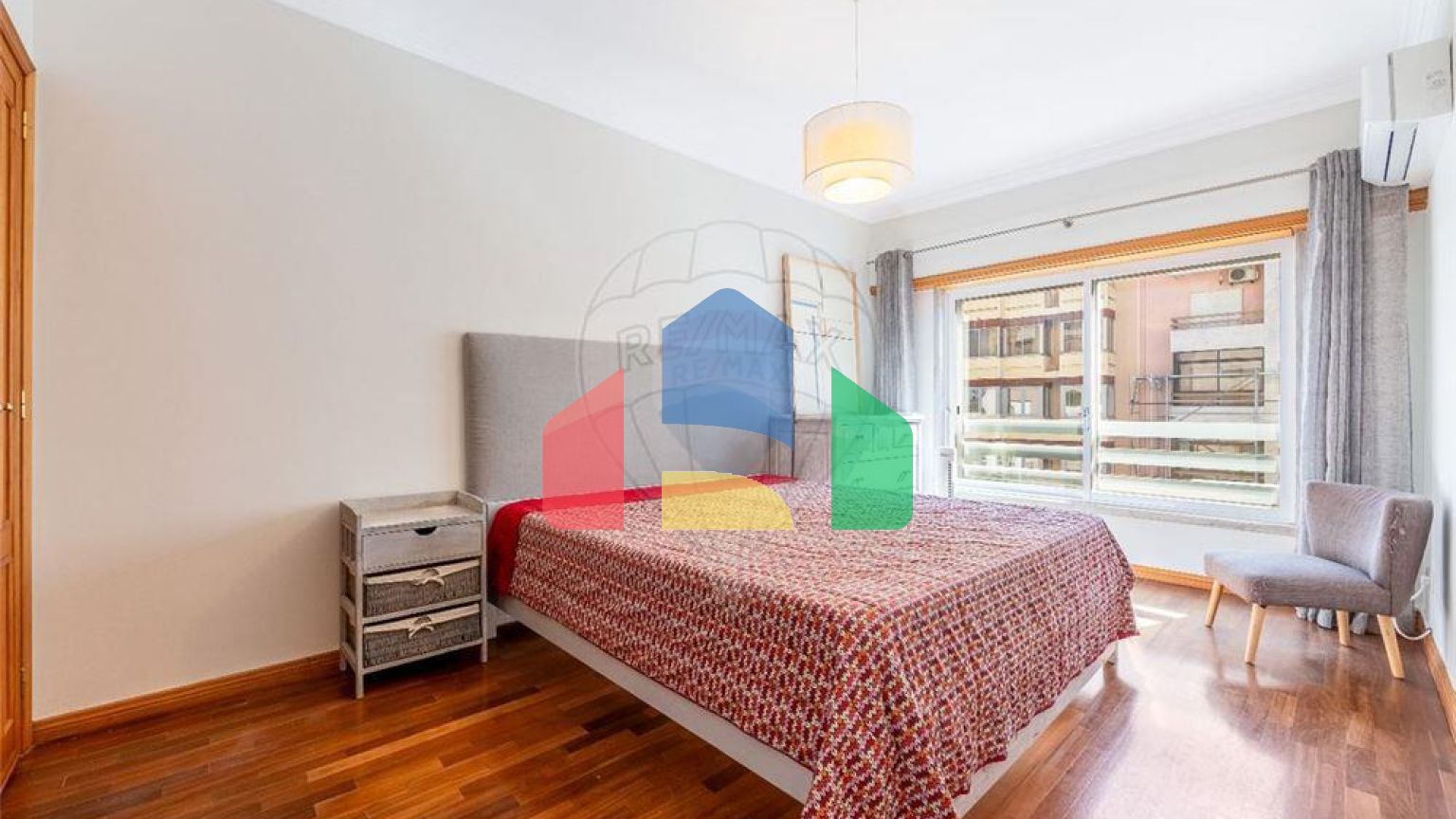 Residential - Condo/Apartment - T3 - Benfica, Lisbon - PT