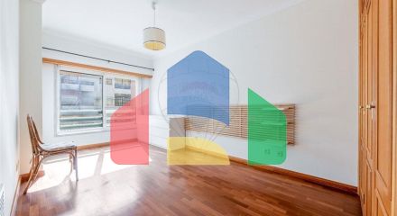 Residential - Condo/Apartment - T3 - Benfica, Lisbon - PT