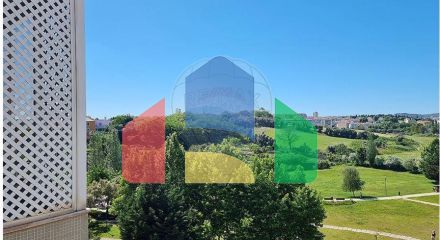 Residential - Condo/Apartment - T3 - Benfica, Lisbon - PT