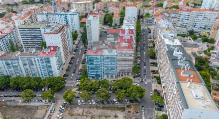 Residential - Condo/Apartment - T2 - Benfica, Lisbon - PT