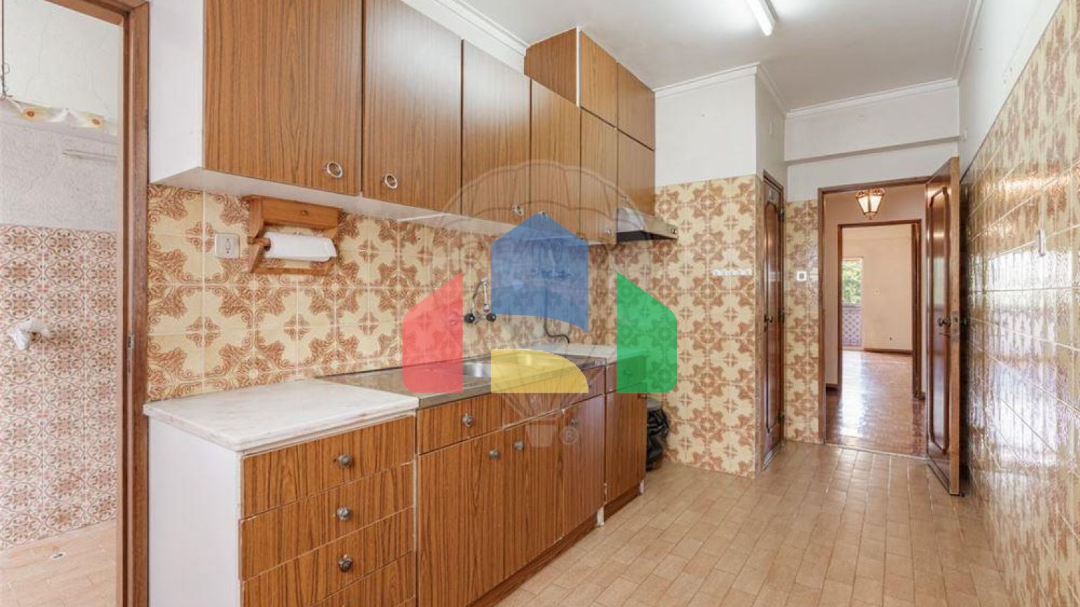 Residential - Condo/Apartment - T2 - Benfica, Lisbon - PT