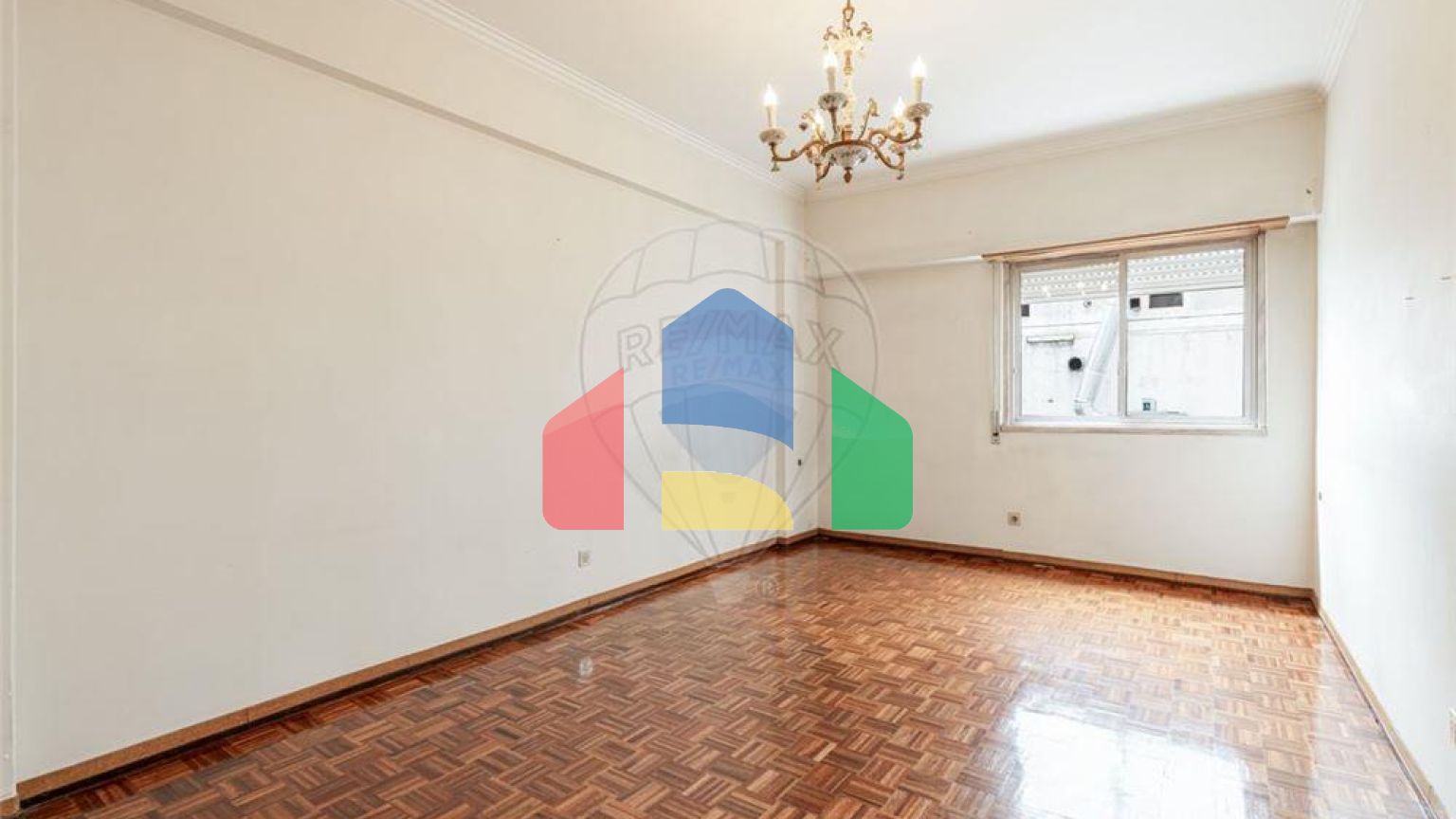 Residential - Condo/Apartment - T2 - Benfica, Lisbon - PT