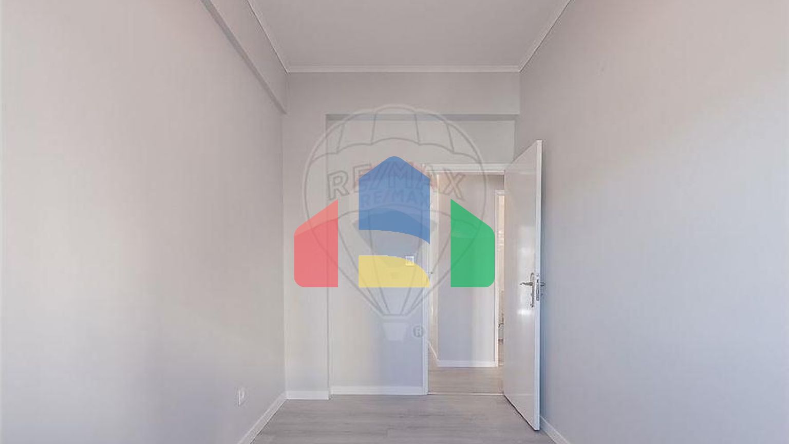 Residential - Condo/Apartment - T2 - Benfica, Lisbon - PT