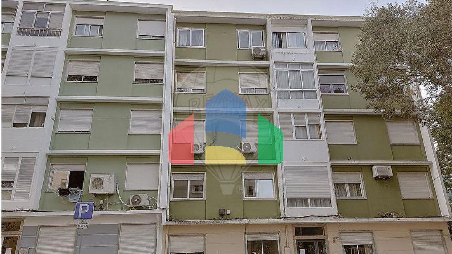 Residential - Condo/Apartment - T2 - Benfica, Lisbon - PT