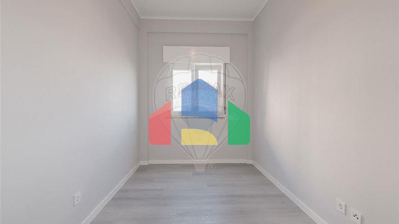 Residential - Condo/Apartment - T2 - Benfica, Lisbon - PT