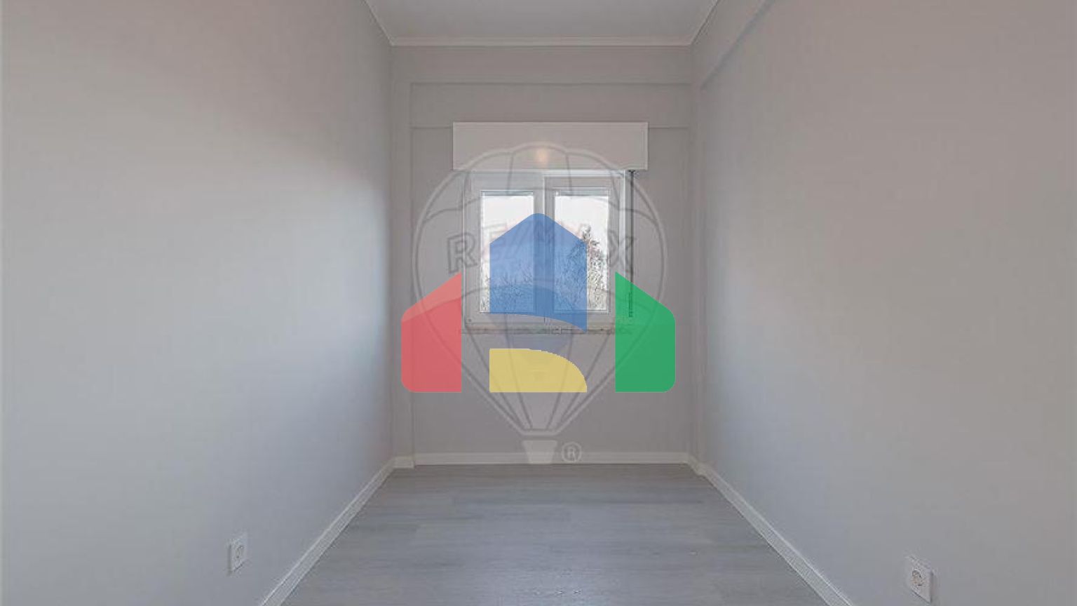 Residential - Condo/Apartment - T2 - Benfica, Lisbon - PT