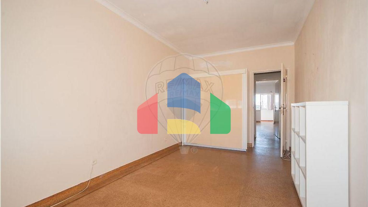 Residential - Condo/Apartment - T2 - Benfica, Lisbon - PT