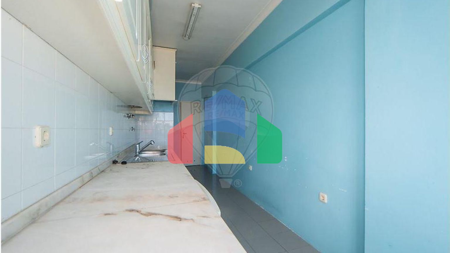 Residential - Condo/Apartment - T2 - Benfica, Lisbon - PT