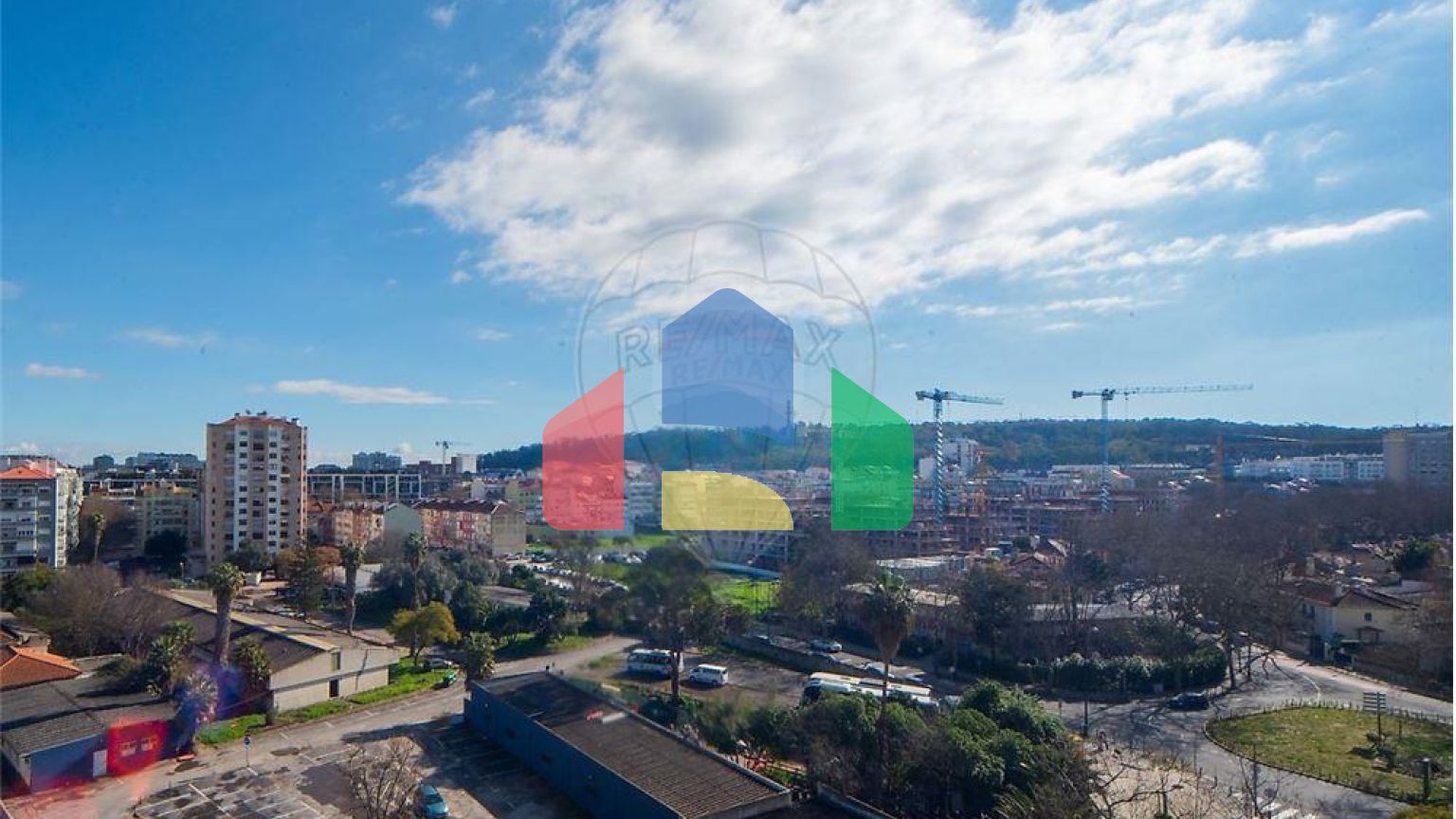 Residential - Condo/Apartment - T2 - Benfica, Lisbon - PT