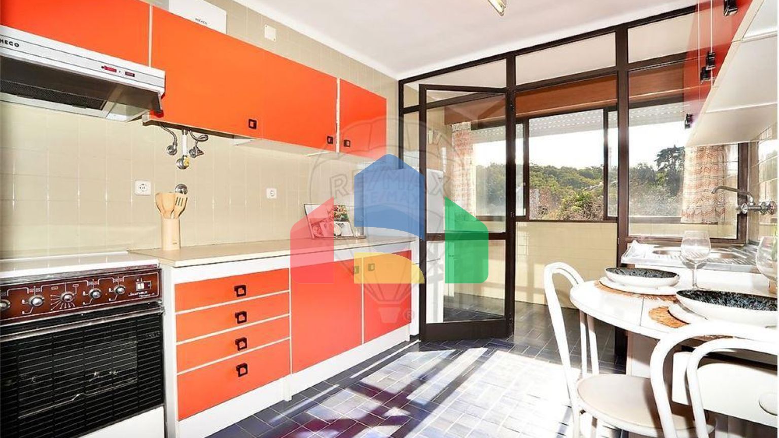 Residential - Condo/Apartment - T3 - Benfica, Lisbon - PT