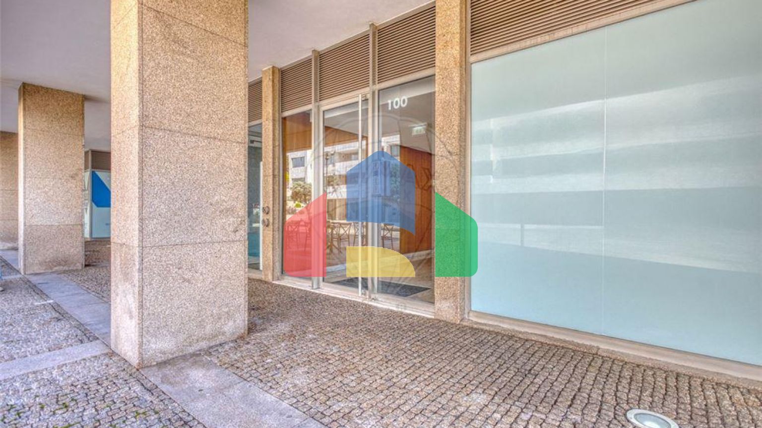 Residential - Condo/Apartment - T3 - Matosinhos e Leça da Palmeira, Matosinhos - PT