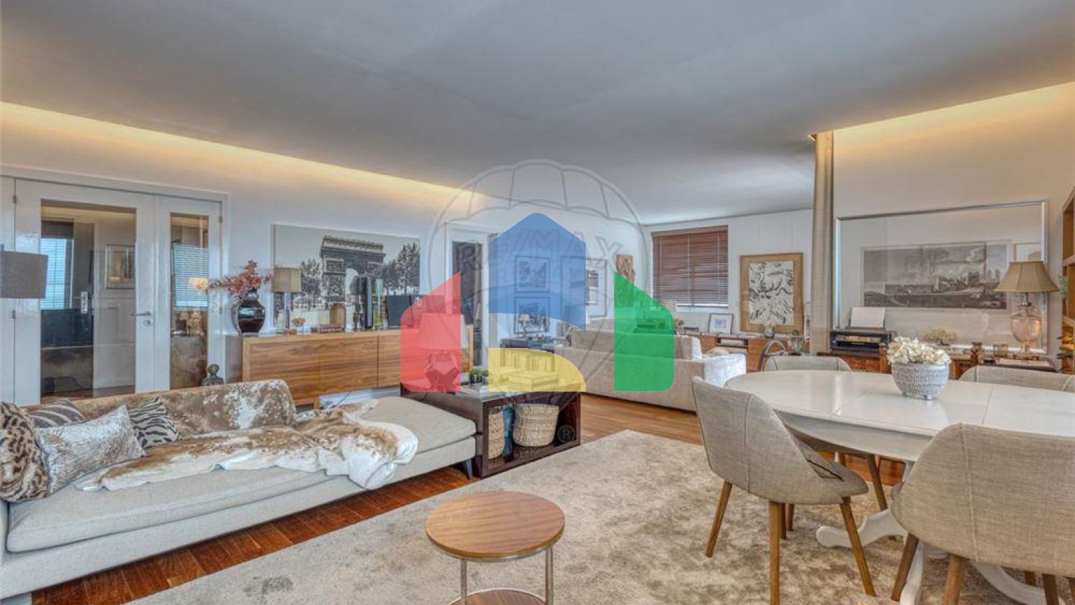 Residential - Condo/Apartment - T3 - Matosinhos e Leça da Palmeira, Matosinhos - PT