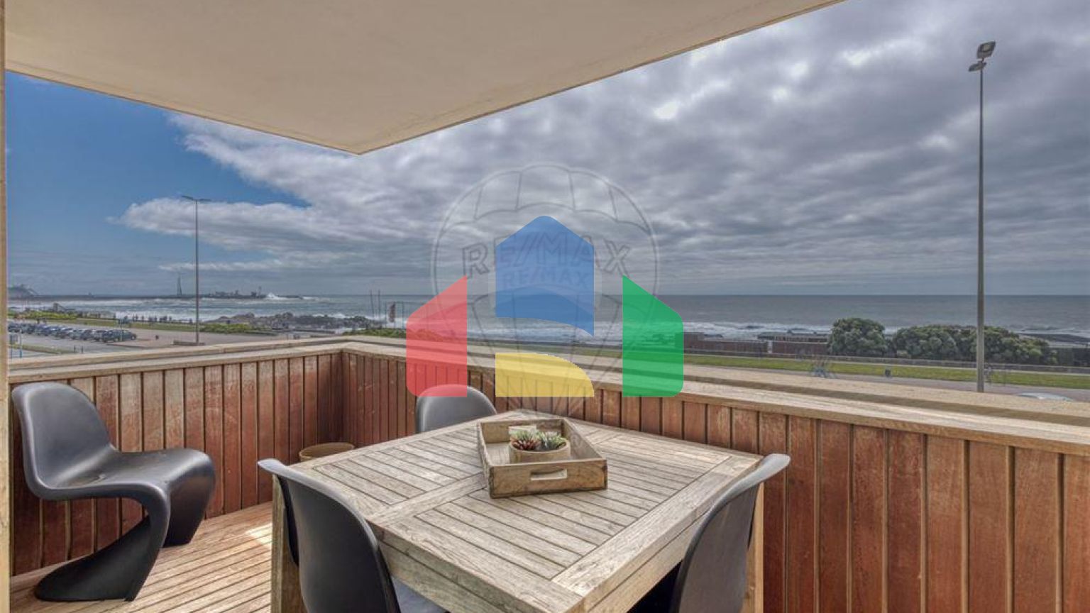 Residential - Condo/Apartment - T3 - Matosinhos e Leça da Palmeira, Matosinhos - PT