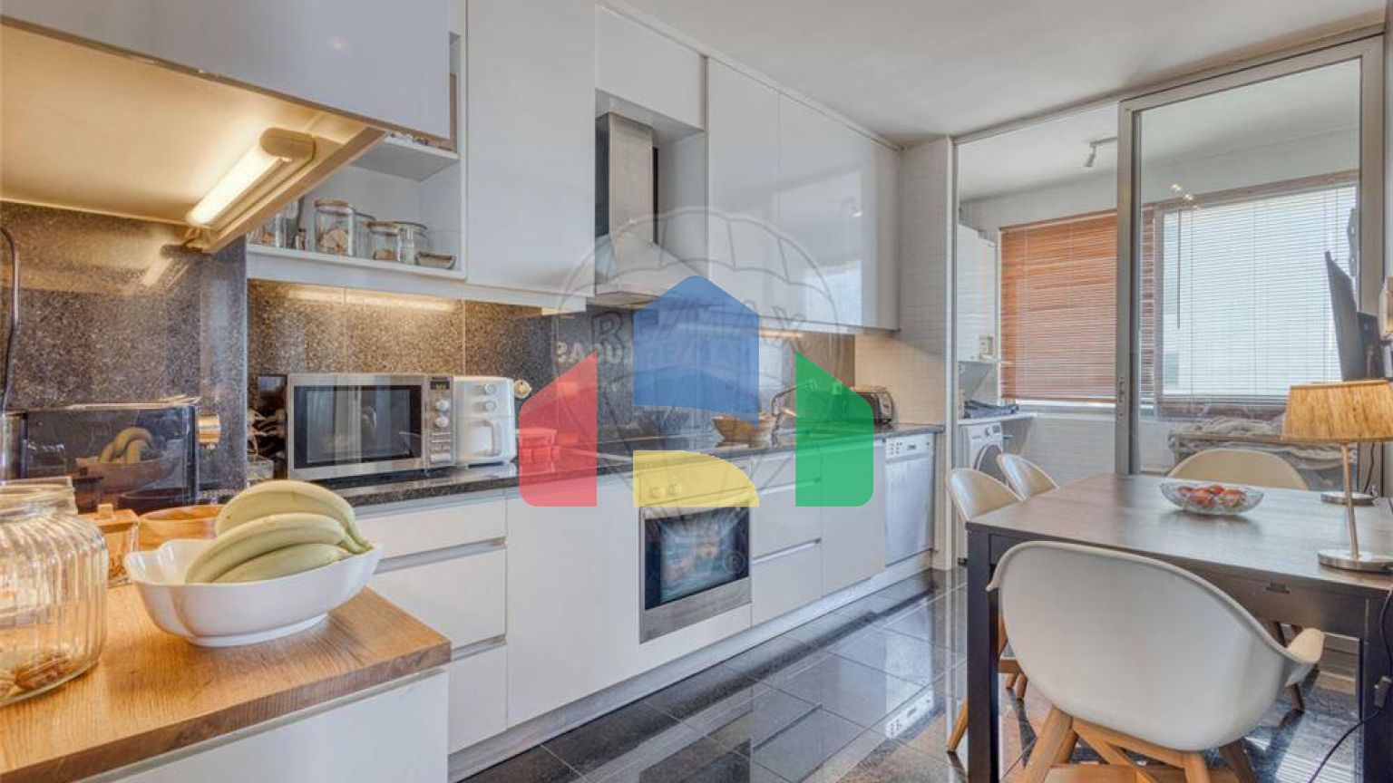 Residential - Condo/Apartment - T3 - Matosinhos e Leça da Palmeira, Matosinhos - PT