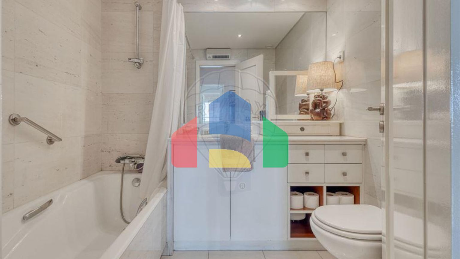 Residential - Condo/Apartment - T3 - Matosinhos e Leça da Palmeira, Matosinhos - PT