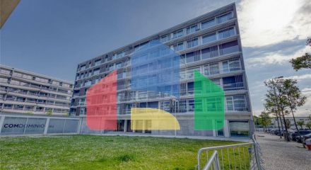 Residential - Condo/Apartment - T3 - Matosinhos e Leça da Palmeira, Matosinhos - PT