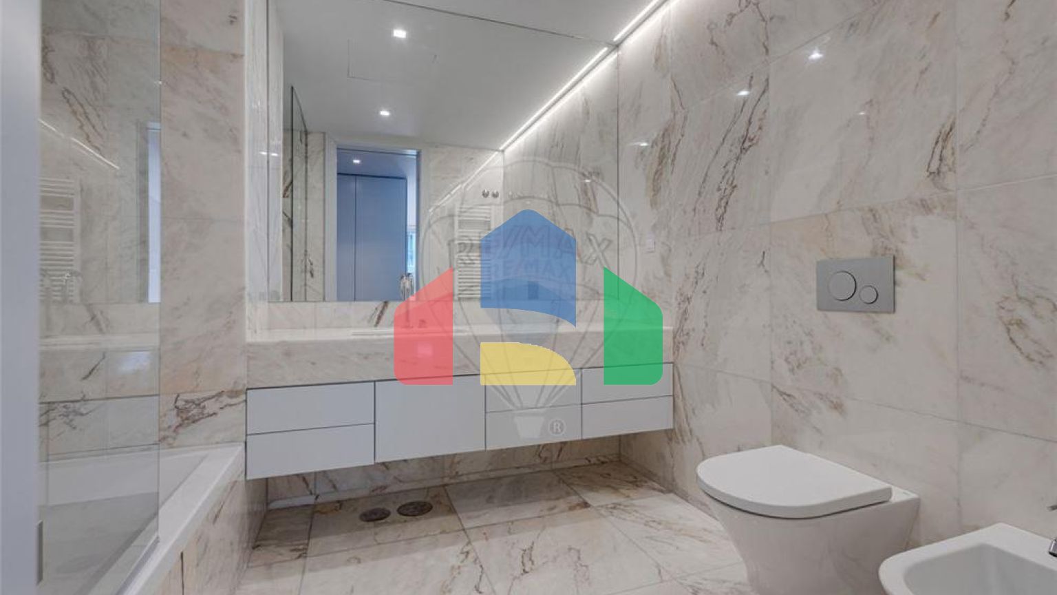 Residential - Condo/Apartment - T3 - Matosinhos e Leça da Palmeira, Matosinhos - PT