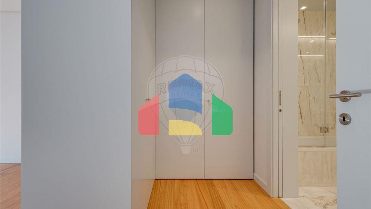 Residential - Condo/Apartment - T3 - Matosinhos e Leça da Palmeira, Matosinhos - PT