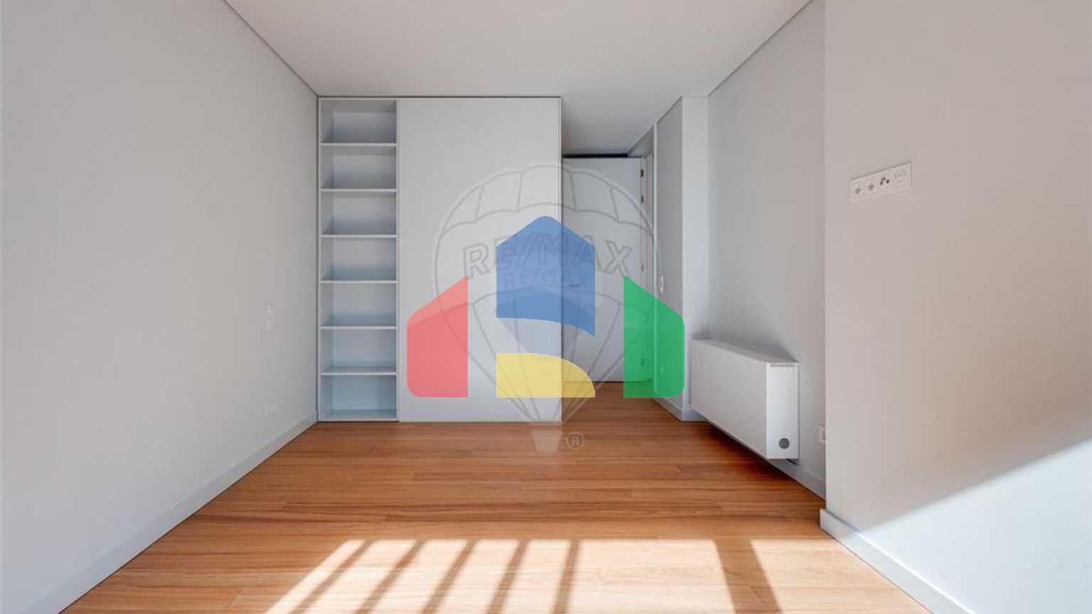 Residential - Condo/Apartment - T3 - Matosinhos e Leça da Palmeira, Matosinhos - PT