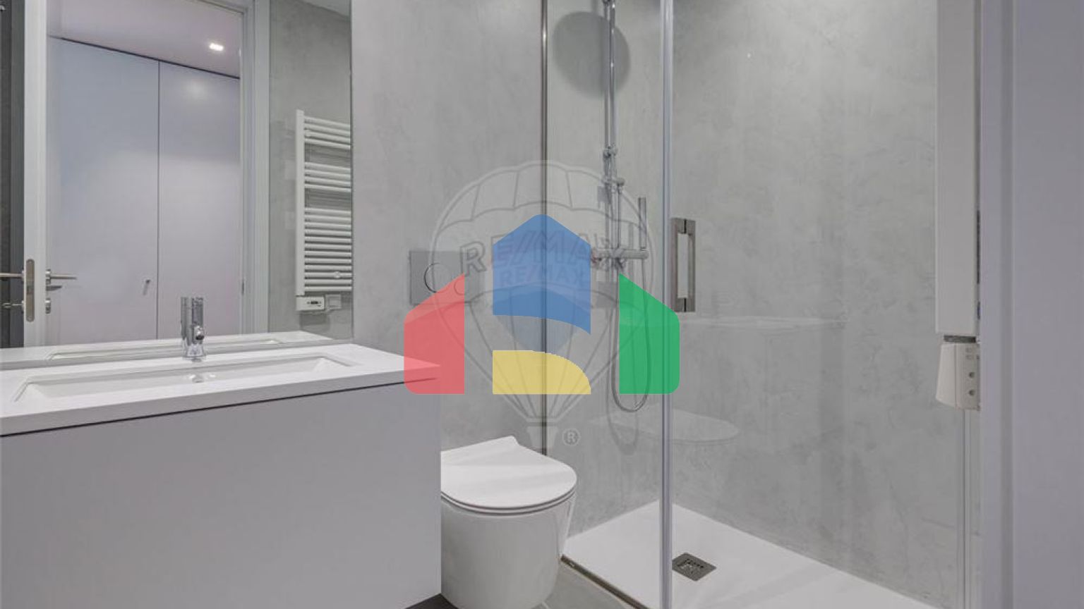 Residential - Condo/Apartment - T3 - Matosinhos e Leça da Palmeira, Matosinhos - PT