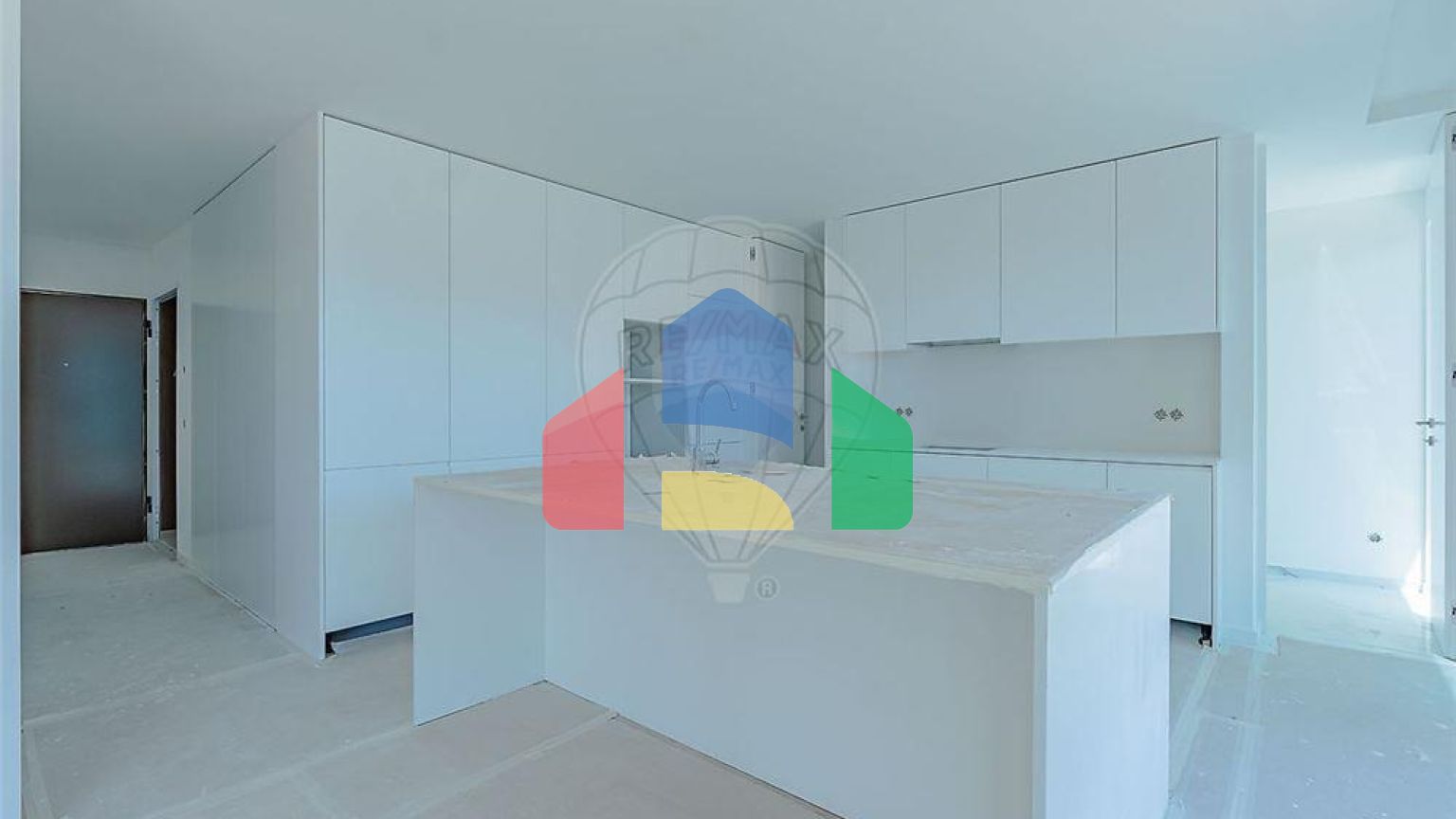 Residential - Condo/Apartment - T4 - Matosinhos e Leça da Palmeira, Matosinhos - PT