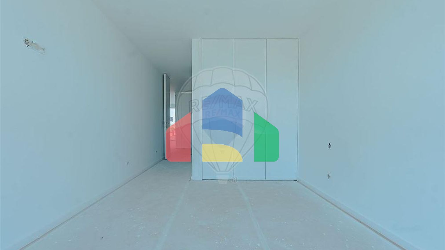 Residential - Condo/Apartment - T4 - Matosinhos e Leça da Palmeira, Matosinhos - PT