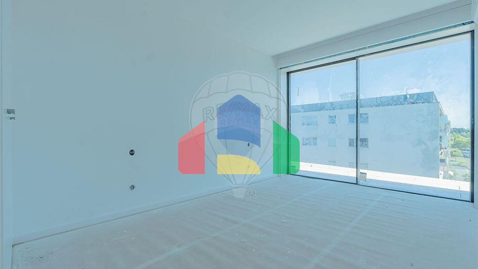 Residential - Condo/Apartment - T4 - Matosinhos e Leça da Palmeira, Matosinhos - PT