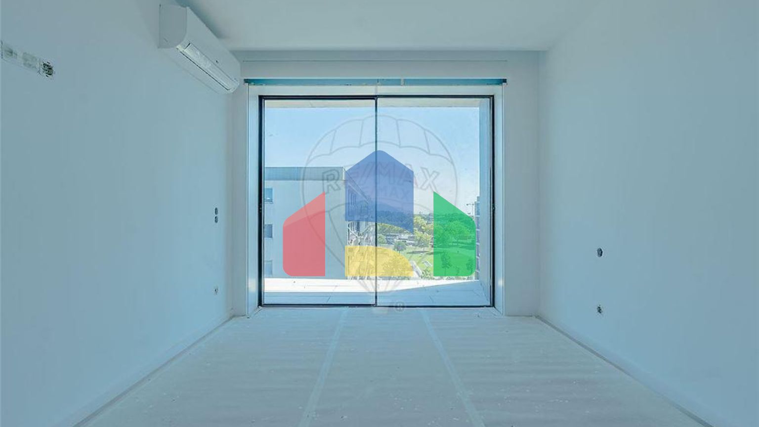 Residential - Condo/Apartment - T4 - Matosinhos e Leça da Palmeira, Matosinhos - PT