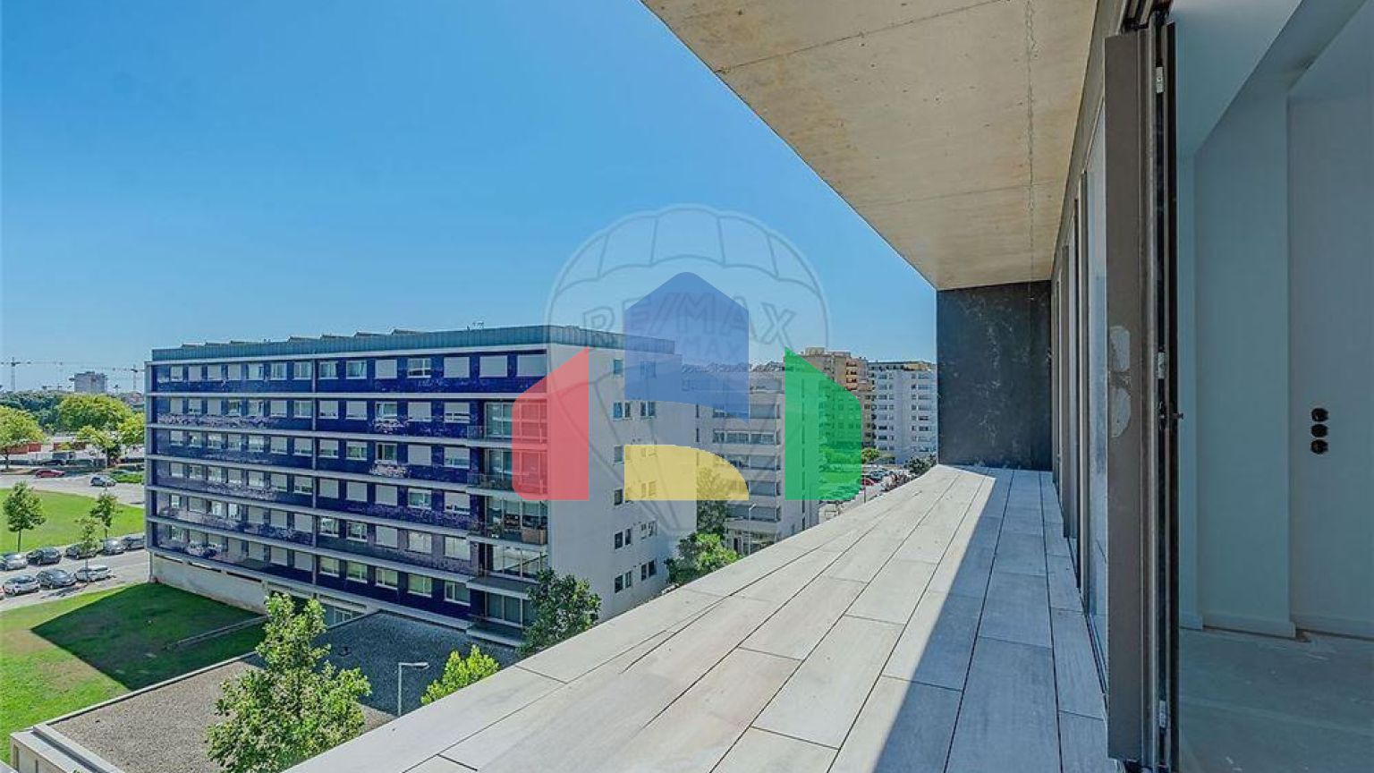 Residential - Condo/Apartment - T4 - Matosinhos e Leça da Palmeira, Matosinhos - PT