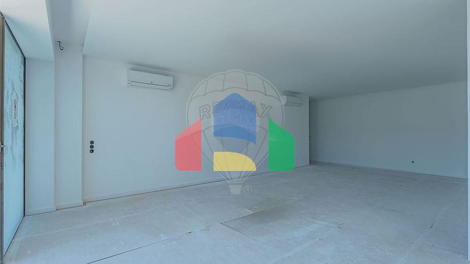 Residential - Condo/Apartment - T4 - Matosinhos e Leça da Palmeira, Matosinhos - PT