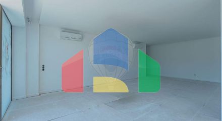 Residential - Condo/Apartment - T4 - Matosinhos e Leça da Palmeira, Matosinhos - PT