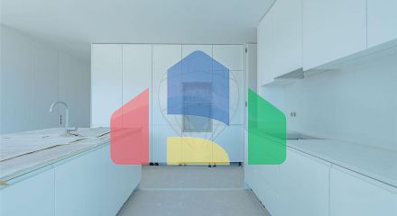 Residential - Condo/Apartment - T4 - Matosinhos e Leça da Palmeira, Matosinhos - PT