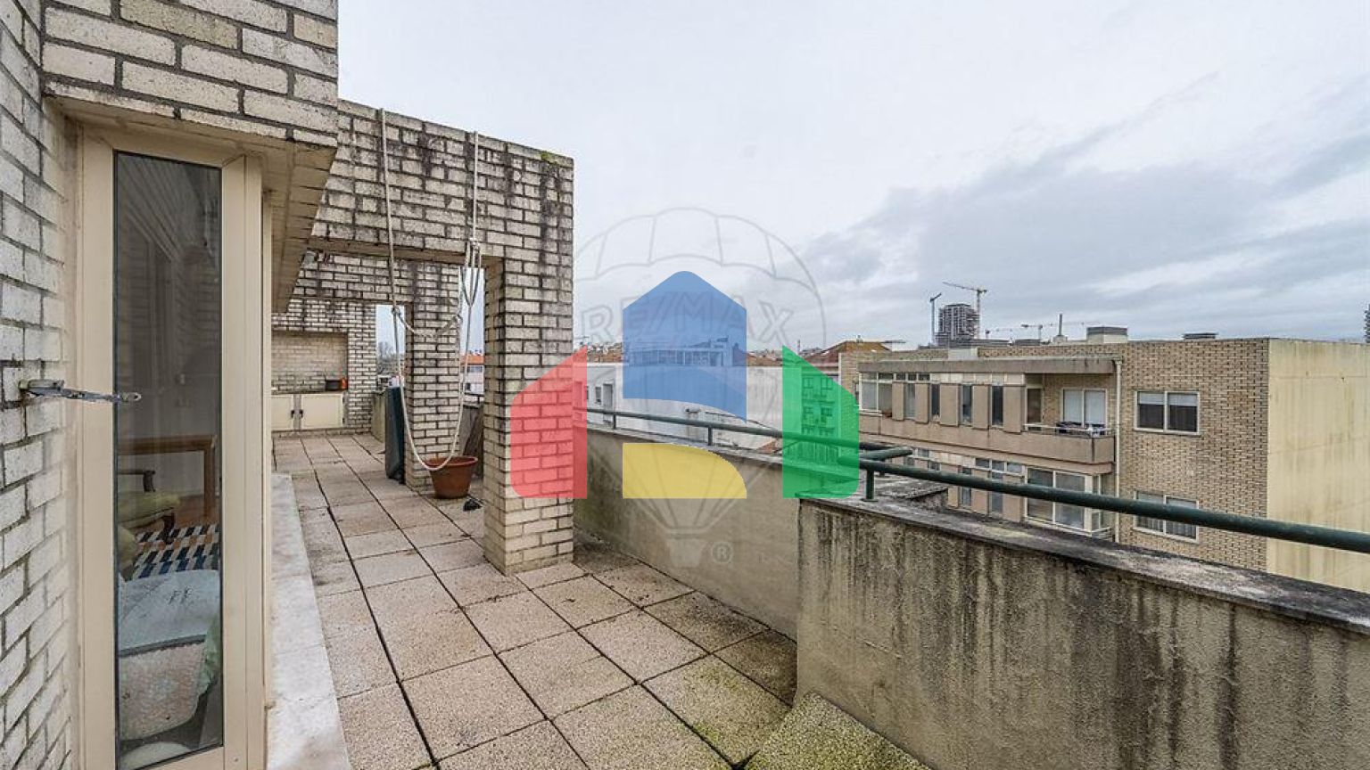 Residential - Condo/Apartment - T2 - Matosinhos e Leça da Palmeira, Matosinhos - PT