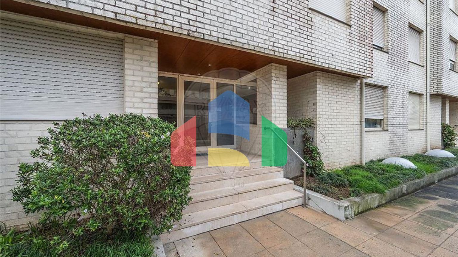 Residential - Condo/Apartment - T2 - Matosinhos e Leça da Palmeira, Matosinhos - PT