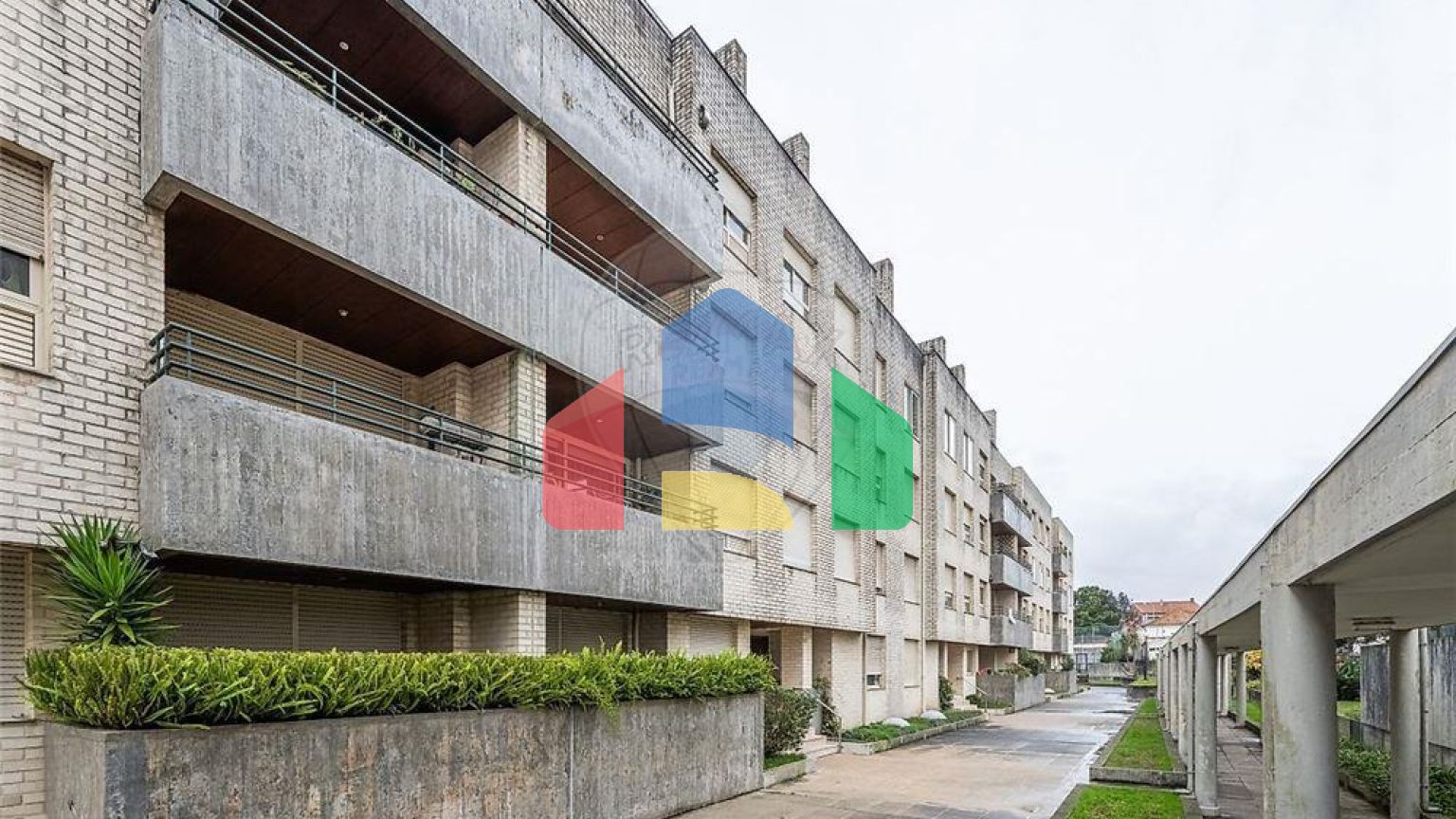 Residential - Condo/Apartment - T2 - Matosinhos e Leça da Palmeira, Matosinhos - PT