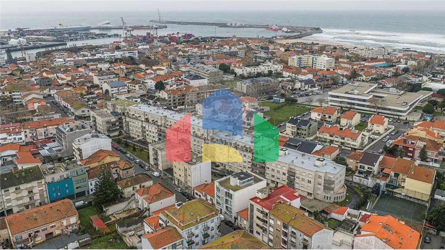 Residential - Condo/Apartment - T2 - Matosinhos e Leça da Palmeira, Matosinhos - PT