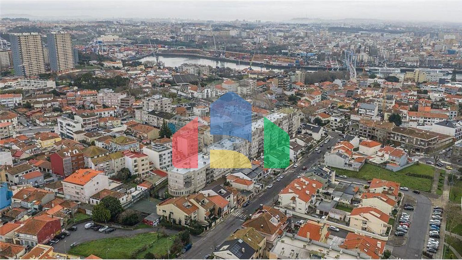 Residential - Condo/Apartment - T2 - Matosinhos e Leça da Palmeira, Matosinhos - PT