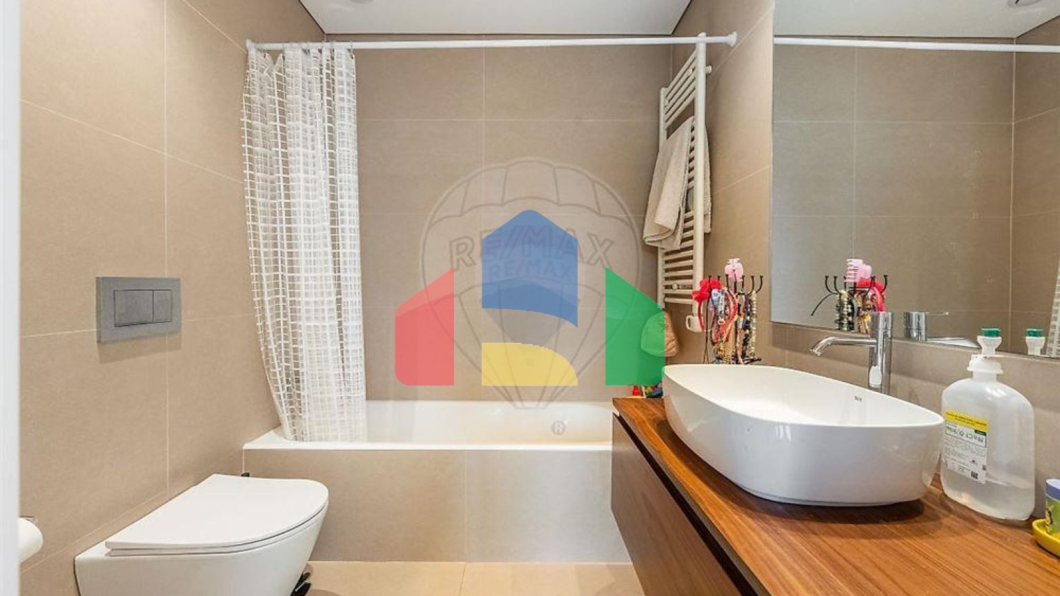 Residential - Condo/Apartment - T2 - Matosinhos e Leça da Palmeira, Matosinhos - PT