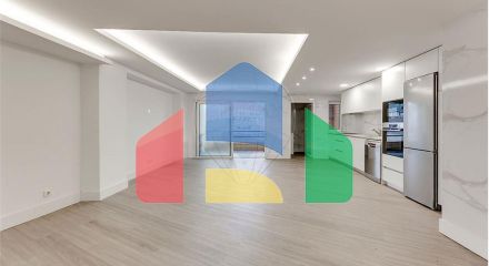 Residential - Condo/Apartment - T3 - Matosinhos e Leça da Palmeira, Matosinhos - PT